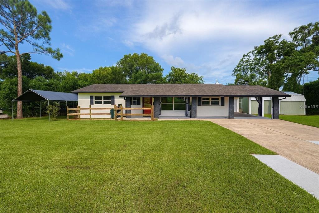 2304 Country Club Road Eustis, FL 32726 - Photo 1 of 19