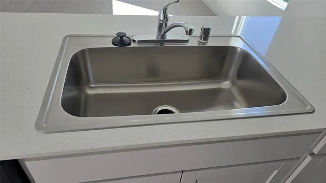 a close view of sink and tap