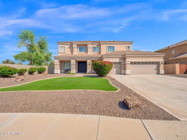 $899,990 | 28 East Joseph Way, Gilbert, AZ 85295