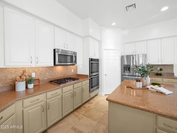 $825,000 | 28 East Joseph Way, Gilbert, AZ 85295