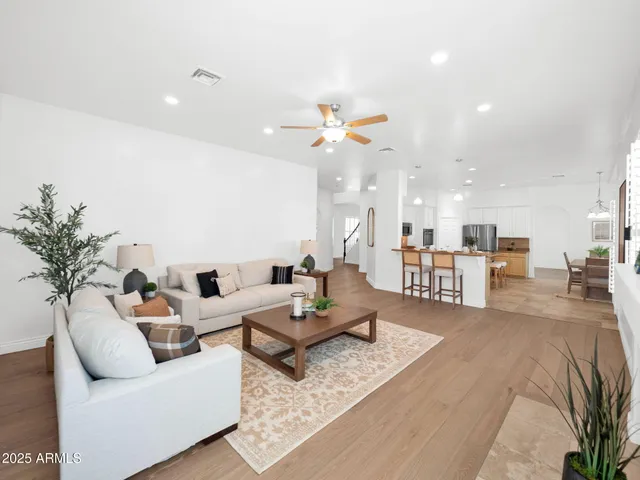 $875,000 | 28 East Joseph Way, Gilbert, AZ 85295