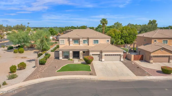 $825,000 | 28 East Joseph Way, Gilbert, AZ 85295