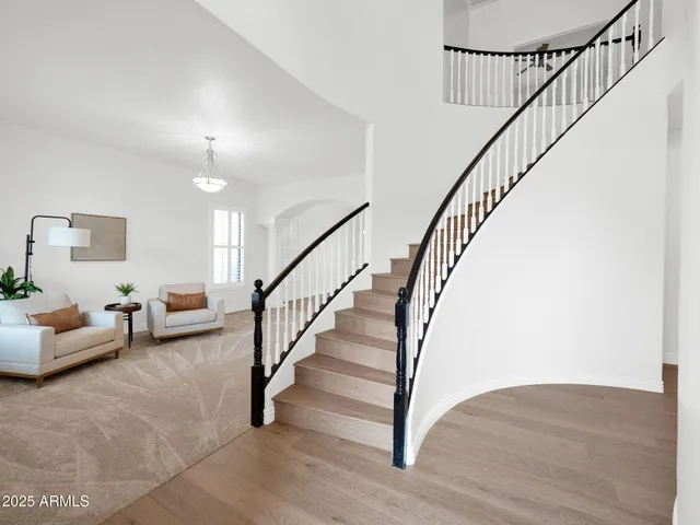 $875,000 | 28 East Joseph Way, Gilbert, AZ 85295