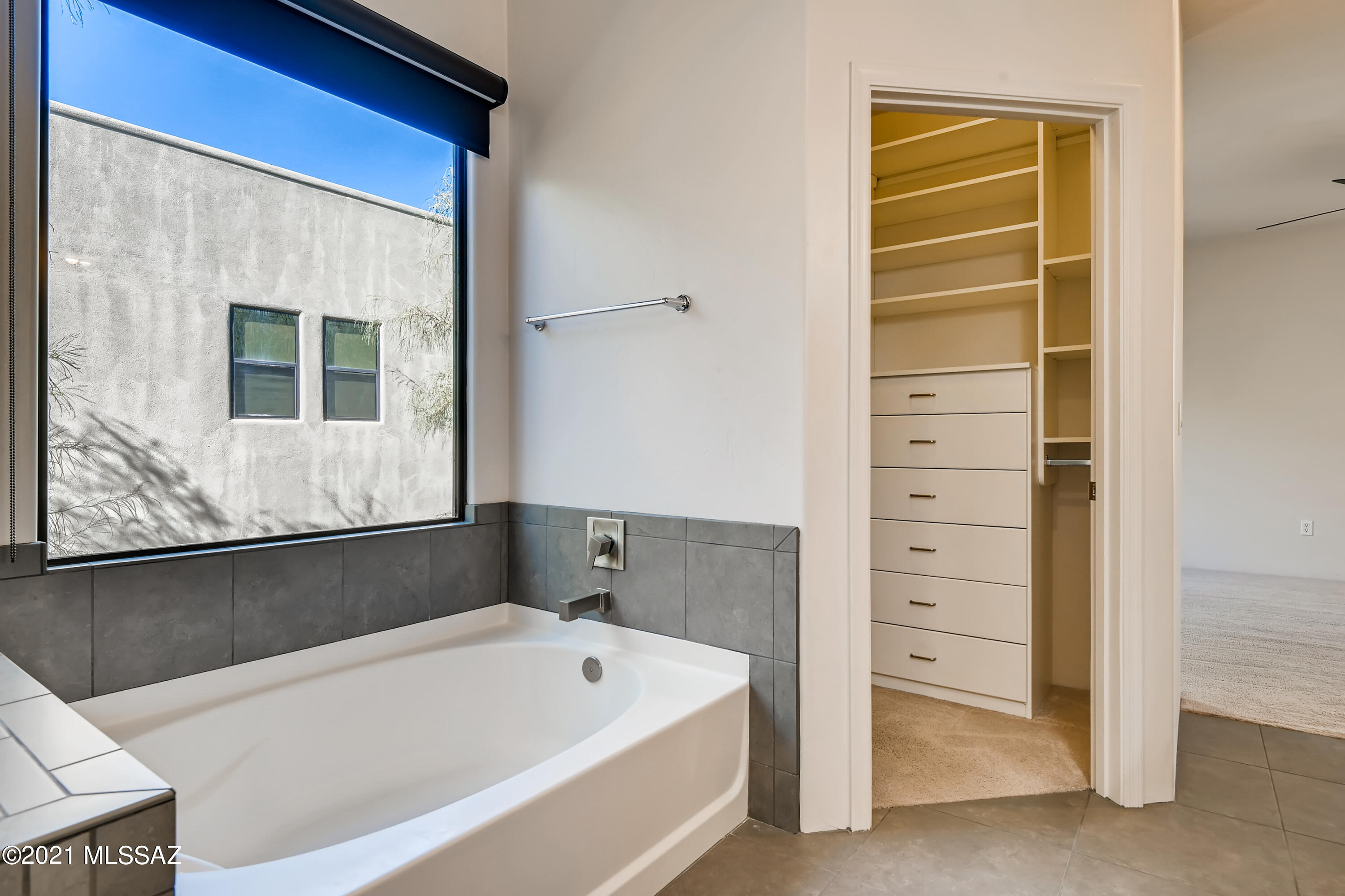 391 East Calderwood Road Tucson, AZ 85704 - Photo 19 of 33 Gallery Image 19