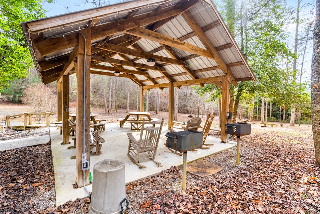 482 Tsalagi Trail Murphy, NC 28906 - Photo 38 of 44 a view of an outdoor space with seating area