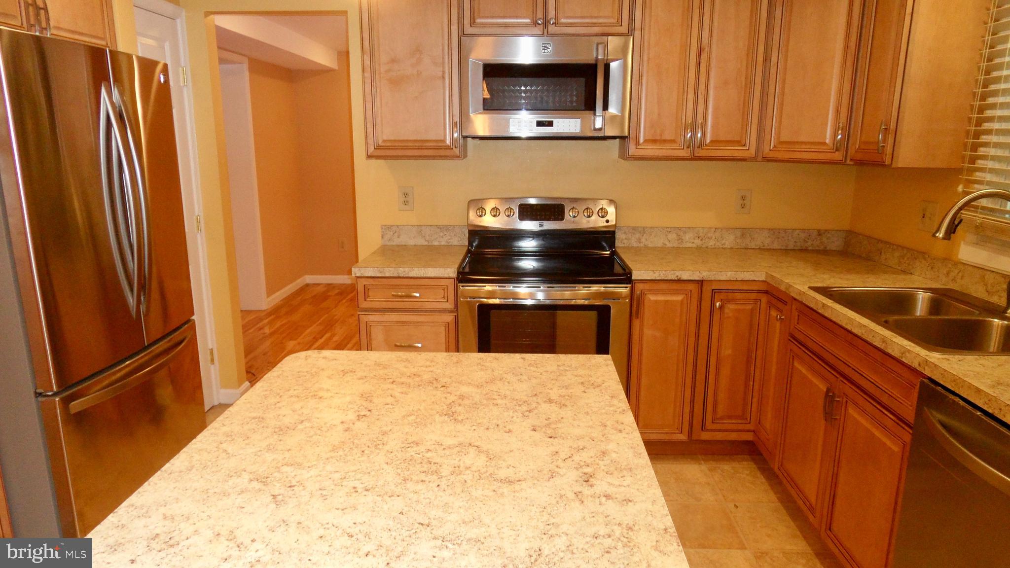 612 Cylburn Road Baltimore, MD 21208 - Photo 8 of 35 Stainless Steel Appliances