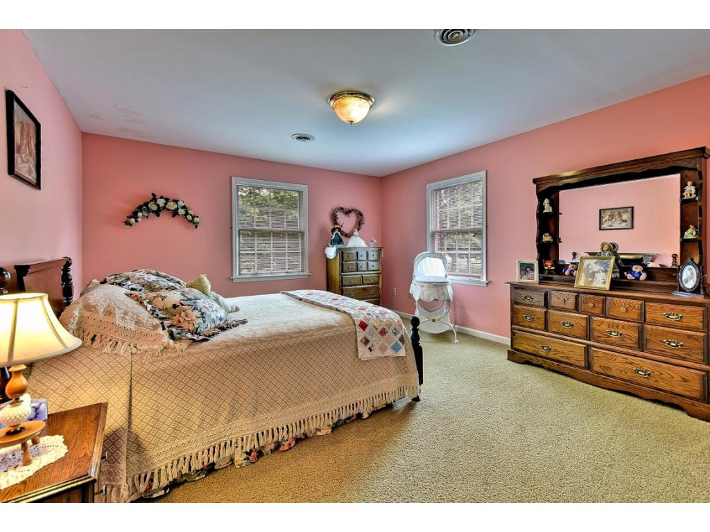 252 Keefauver Road Gray, TN 37615 - Photo 21 of 36 Guest bedroom 2