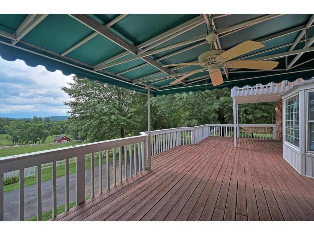 252 Keefauver Road Gray, TN 37615 - Photo 29 of 36 Back deck