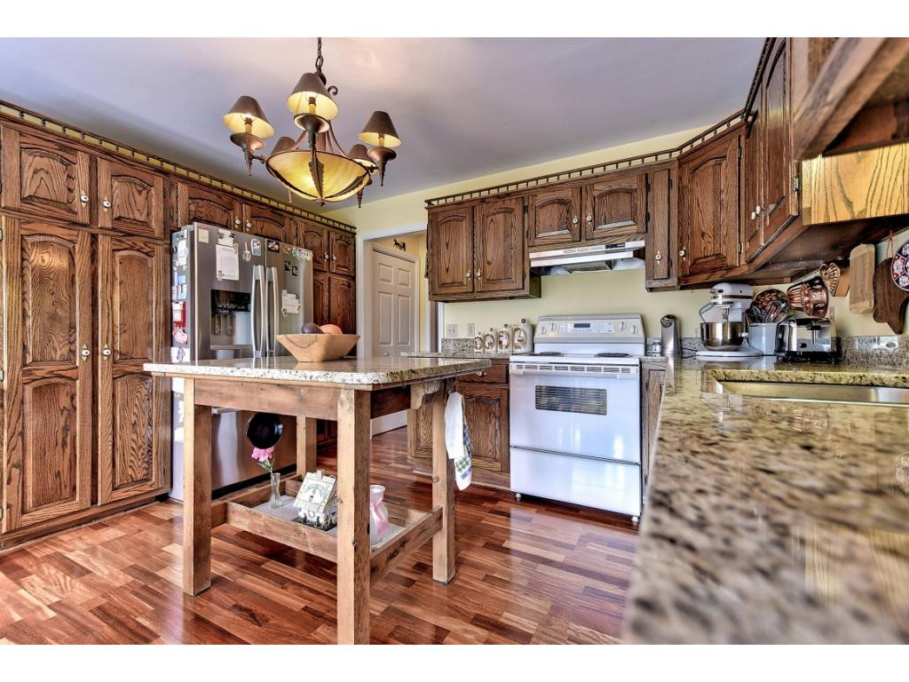 252 Keefauver Road Gray, TN 37615 - Photo 10 of 36 Granite countertops