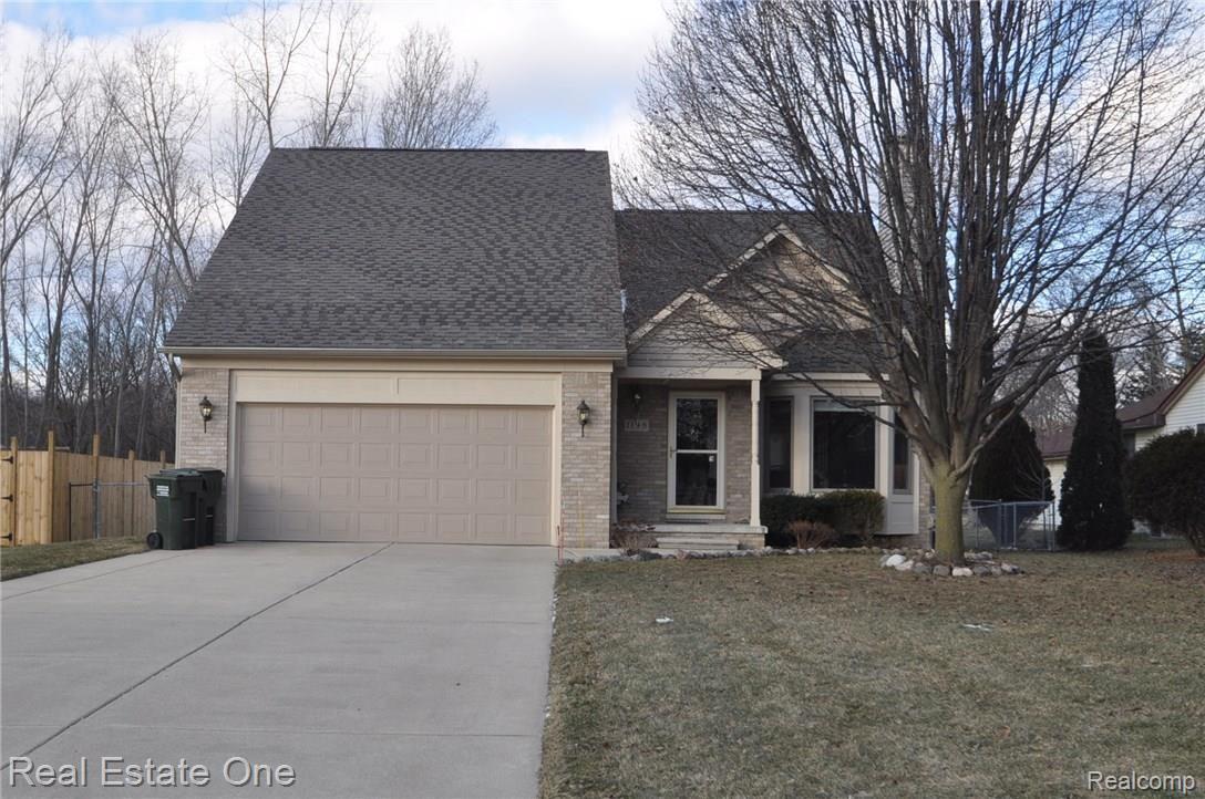 1198 Grace Avenue Rochester, MI 48309 - Photo 1 of 36 1.JPG