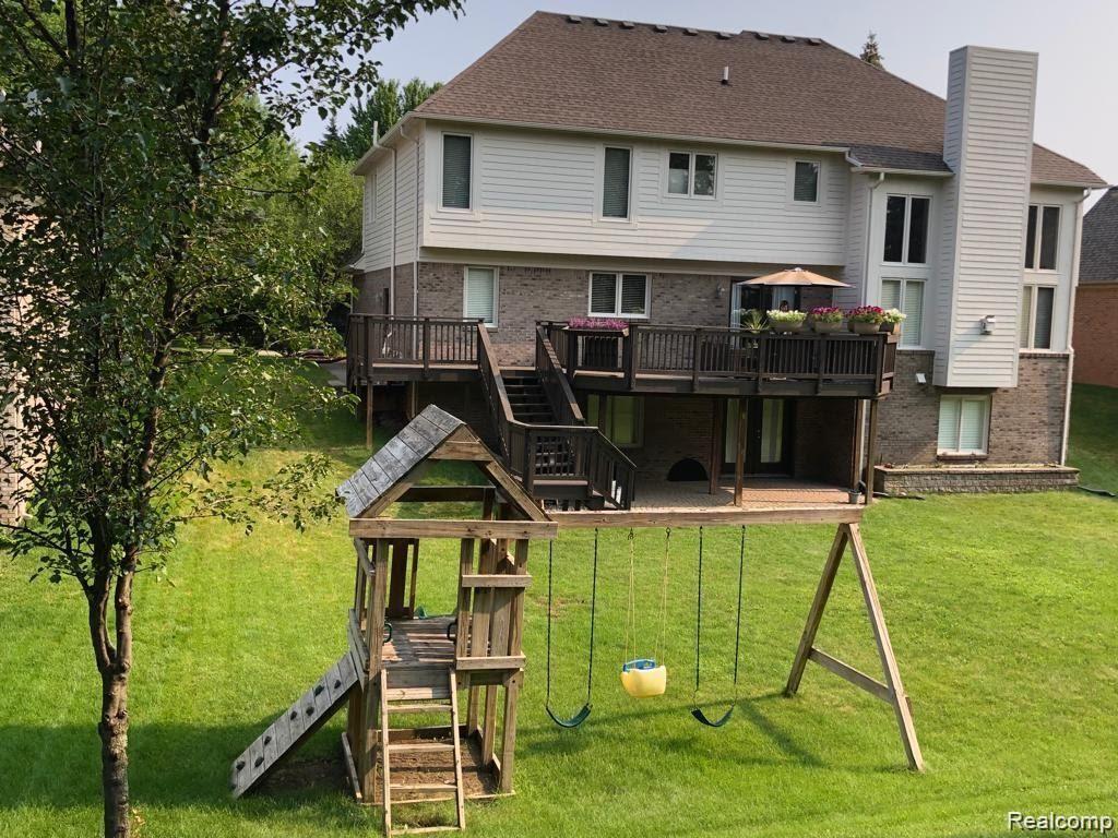 1403 Tulberry Circle Rochester, MI 48306 - Photo 27 of 91 Tulberry22.jpg