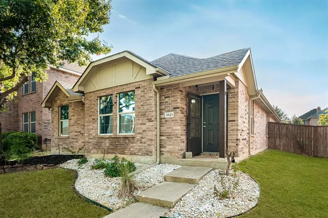 $300,000 | 3521 Camino Real Trail, Denton, TX 76208