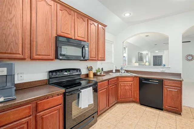 $300,000 | 3521 Camino Real Trail, Denton, TX 76208