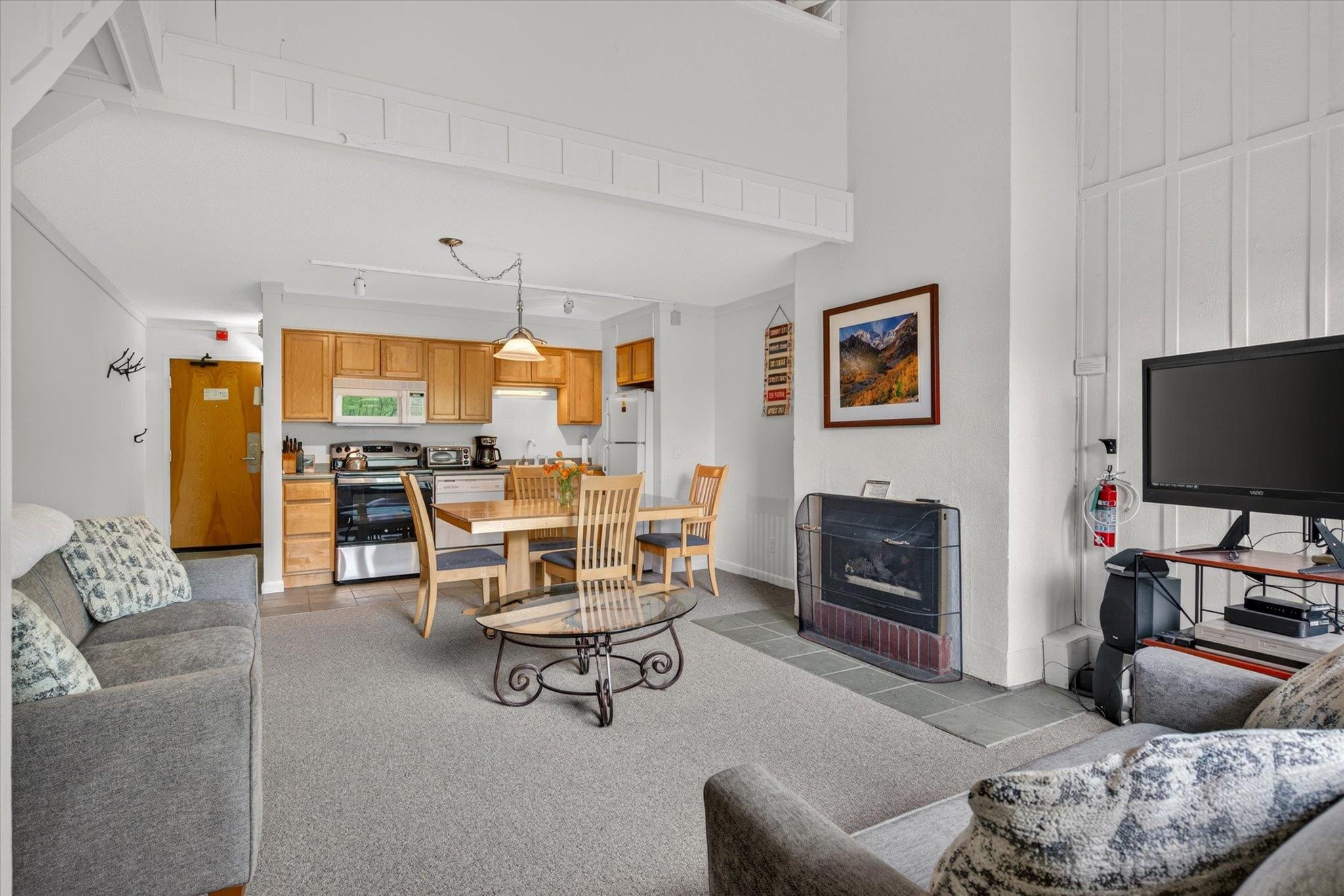 695 East Mountain Road, Unit E7 Killington, VT 05751 - Photo 6 of 32