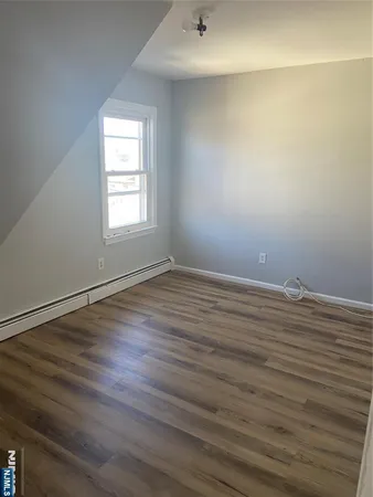 $2,375 | 107 Church Street, Unit 3, Nutley, NJ 07110