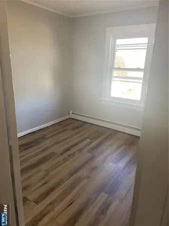 $2,375 | 107 Church Street, Unit 3, Nutley, NJ 07110