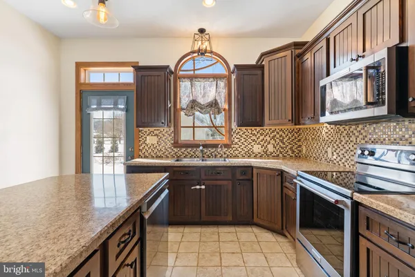 $2,400 | 6 McAllister Church Road, Carlisle, PA 17015