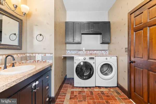 $2,400 | 6 McAllister Church Road, Carlisle, PA 17015