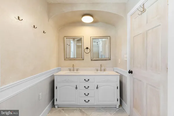 $2,400 | 6 McAllister Church Road, Carlisle, PA 17015