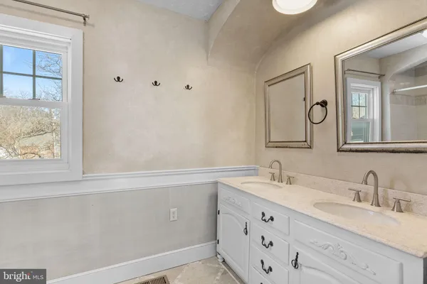 $2,400 | 6 McAllister Church Road, Carlisle, PA 17015