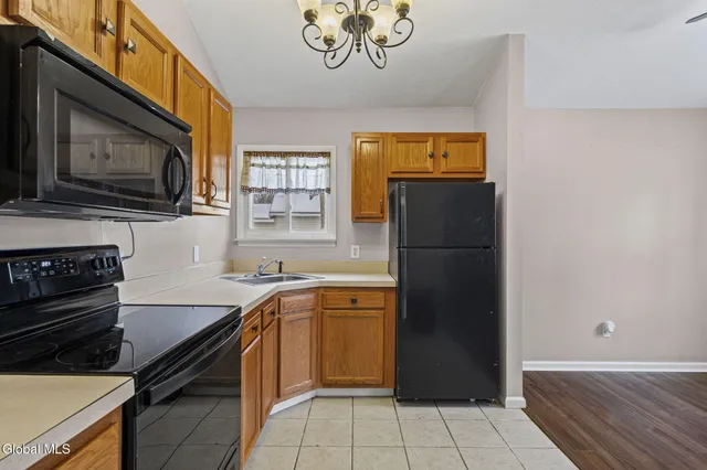 $139,000 | 289 Donald Avenue, Schenectady, NY 12304