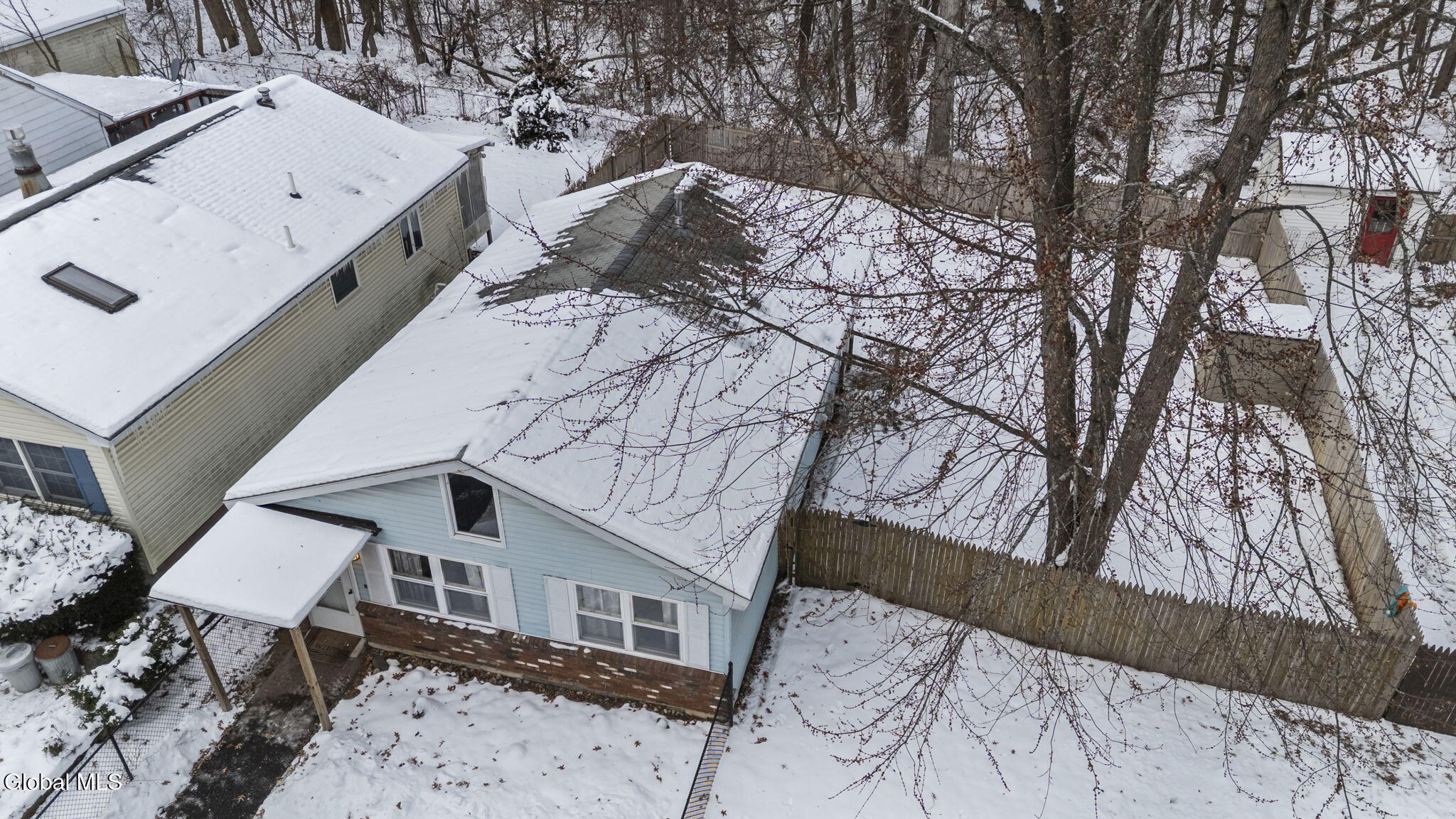 289 Donald Avenue Schenectady, NY 12304 - Photo 5 of 33 33-web-or-mls-289-donald-ave
