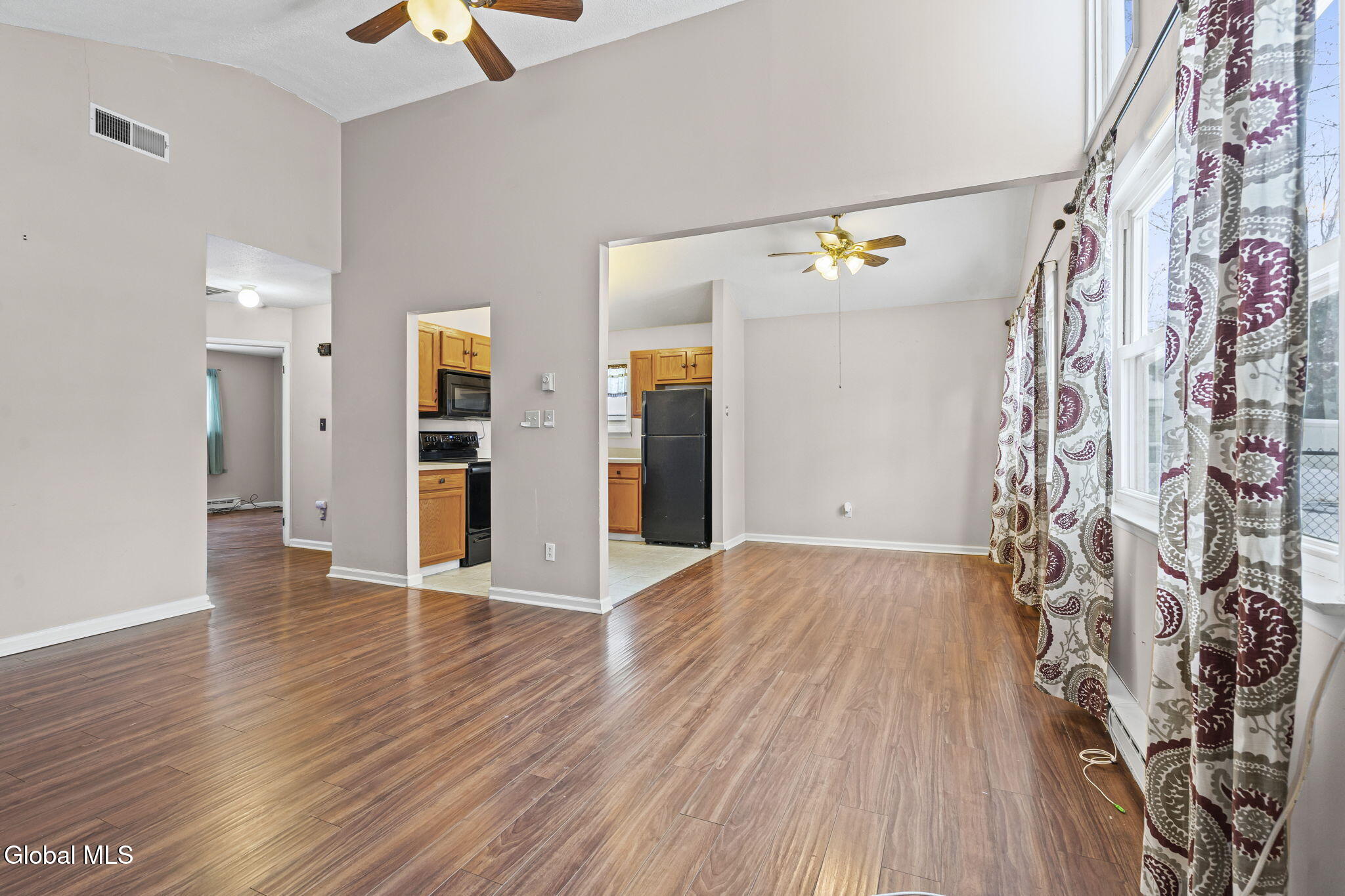 289 Donald Avenue Schenectady, NY 12304 - Photo 8 of 33 25-web-or-mls-289-donald-ave