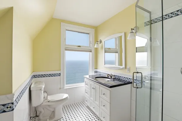 $2,999,999 | 2 Bluff Road, Hull, MA 02045