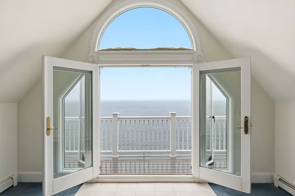 $2,999,999 | 2 Bluff Road, Hull, MA 02045