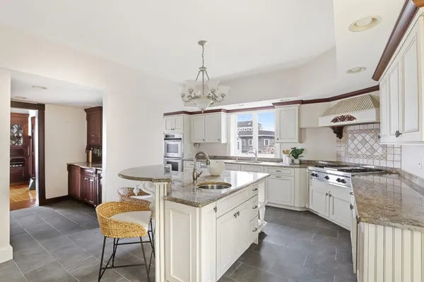 $2,999,999 | 2 Bluff Road, Hull, MA 02045