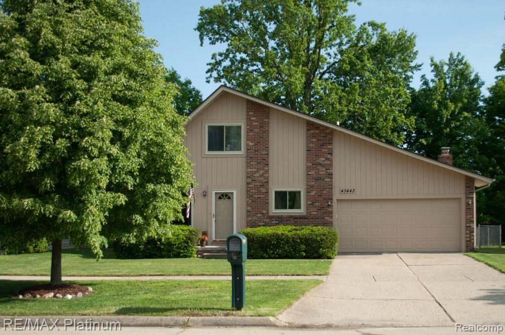 43443 Proctor Road Canton, MI 48188 - Photo 2 of 29 02 Front of House.jpg