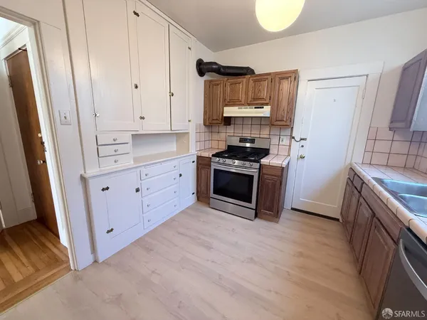 $3,950 | 1418 8th Avenue, Unit 3, San Francisco, CA 94122
