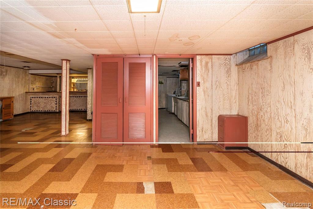 1354 North Gulley Road Dearborn, MI 48128 - Photo 28 of 44