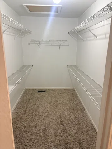 $3,500 | 610 Daisy Lane, Roselle, IL 60172