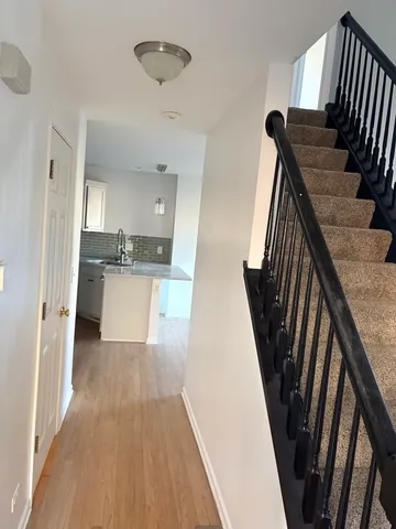 $3,500 | 610 Daisy Lane, Roselle, IL 60172