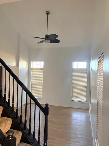 $3,500 | 610 Daisy Lane, Roselle, IL 60172