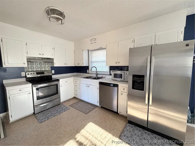 $1,795 | 4946 Pinewood Drive, Hope Mills, NC 28348