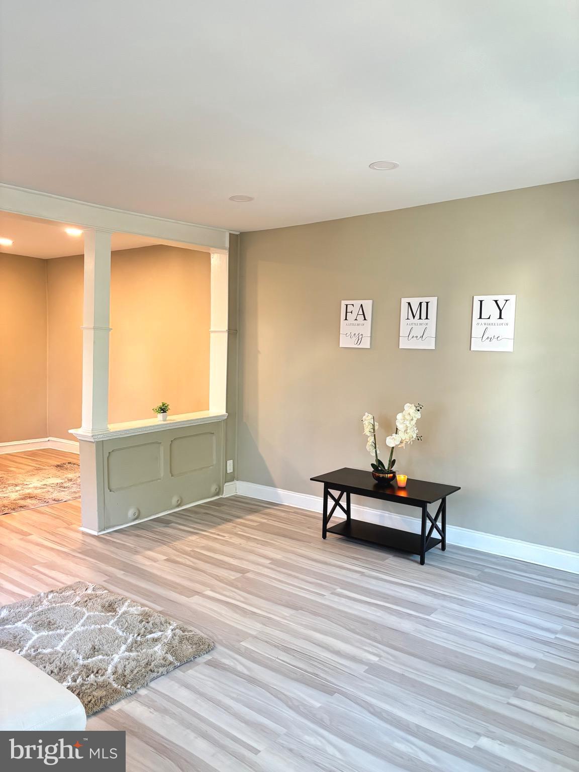 518 Columbus Road Burlington, NJ 08016 - Photo 4 of 26 a living room with furniture and a window