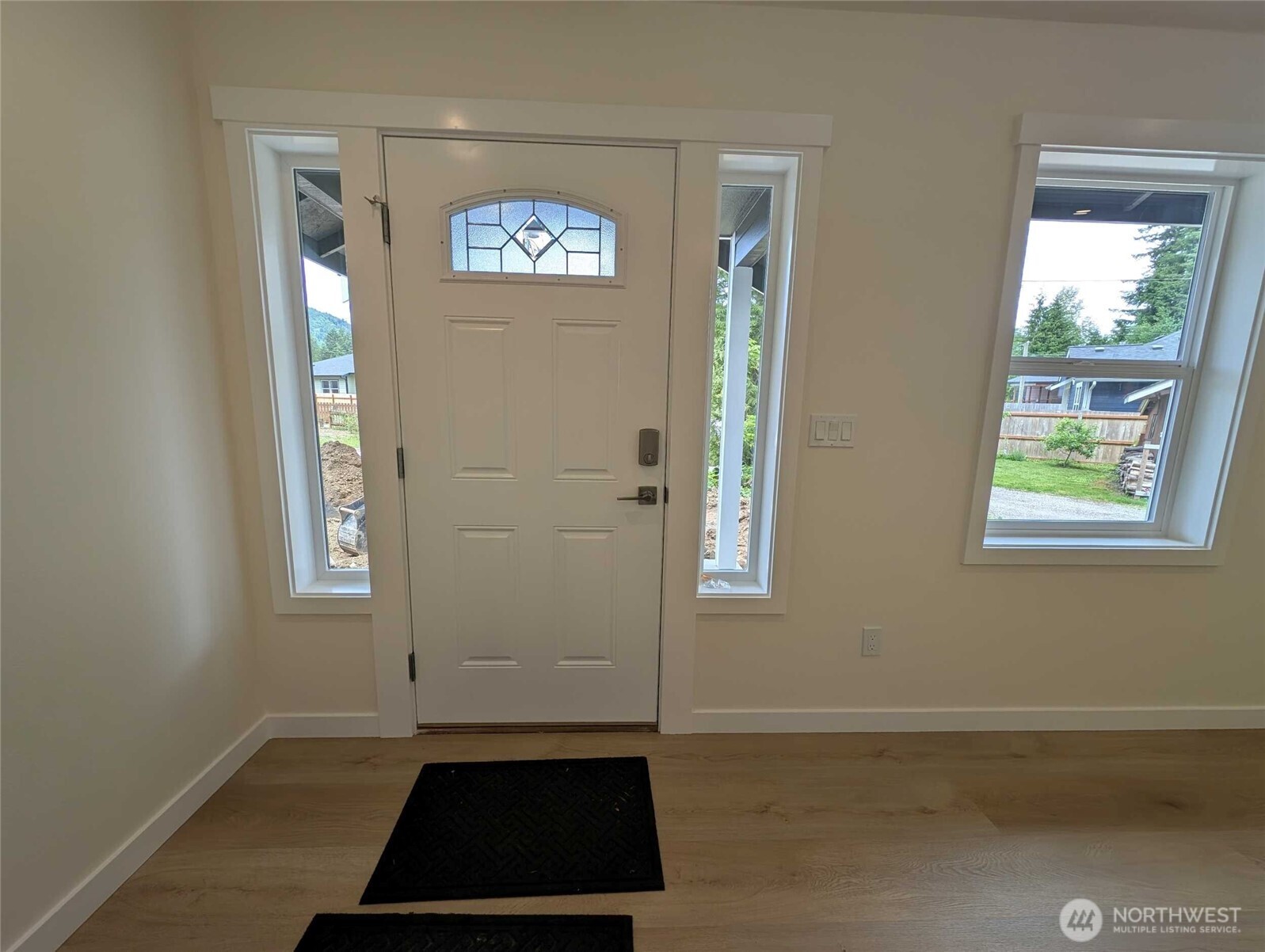 8672 Bell Court Maple Falls, WA 98266 - Photo 2 of 23