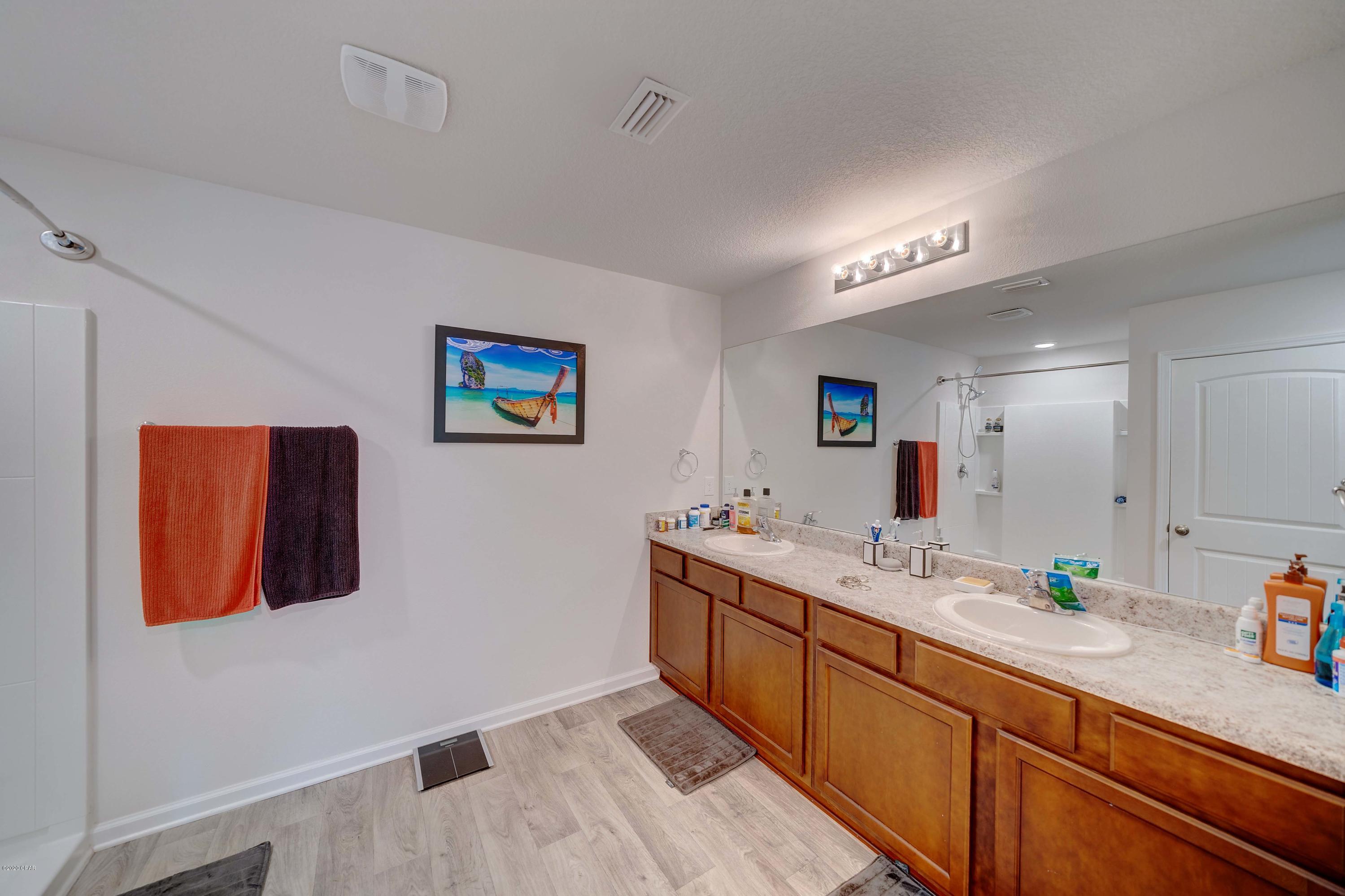 157 Osprey Lake Road Callaway, FL 32404 - Photo 13 of 31