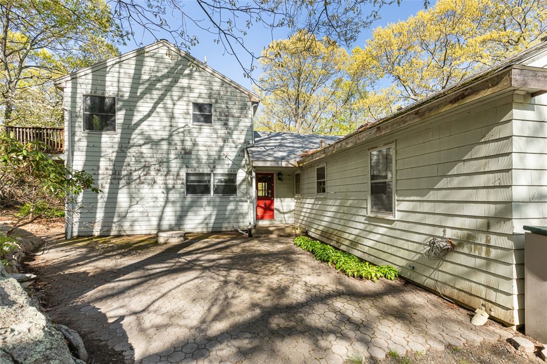 101 Cobble Hill Road Lincoln, RI 02865 - Photo 2 of 44