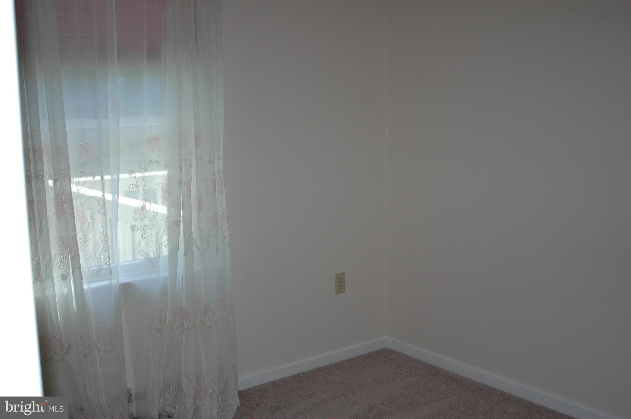 58 Middle Of Lane, Unit WAY Castleton, VA 22716 - Photo 13 of 25 Bedroom 3