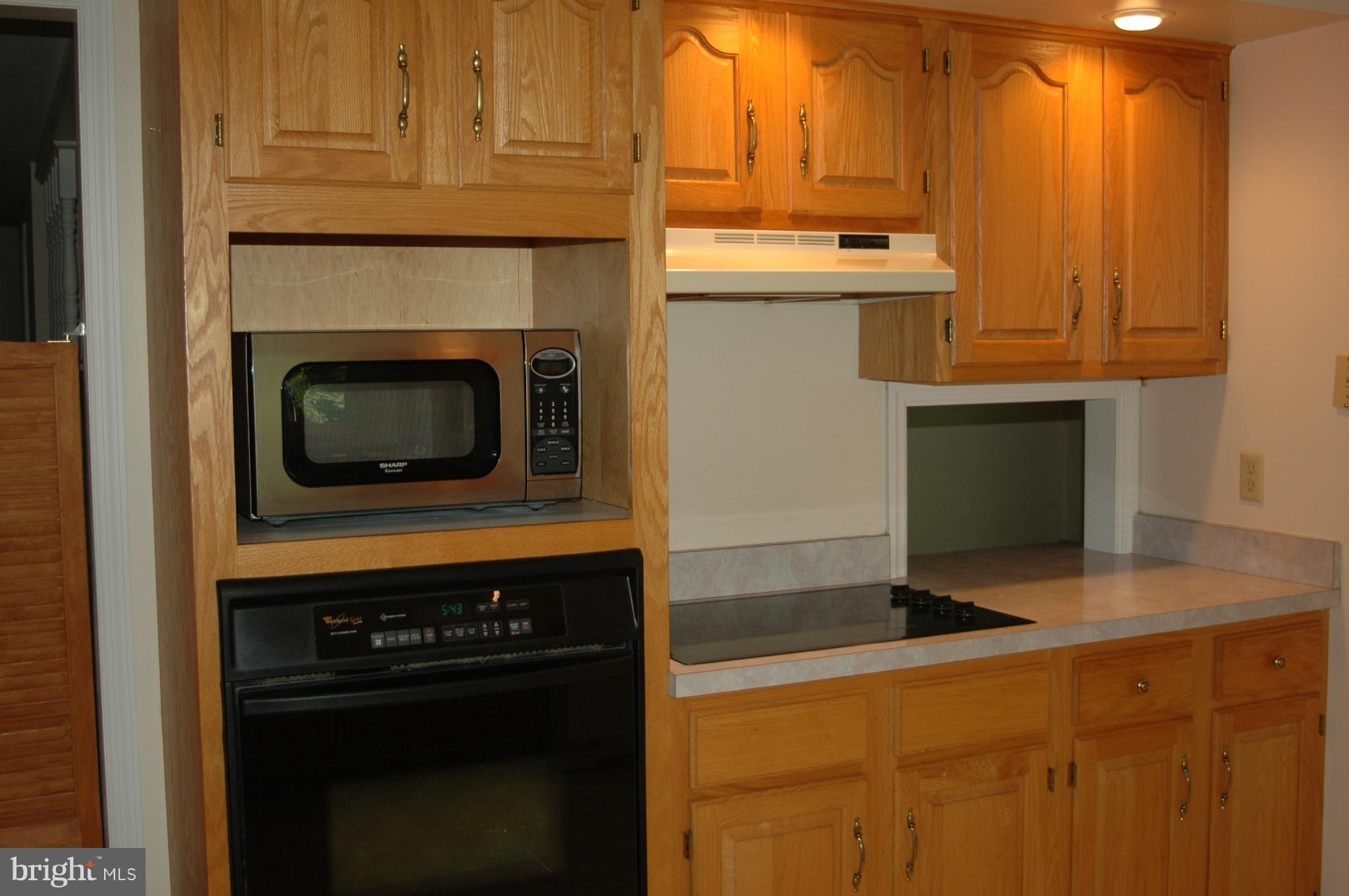 58 Middle Of Lane, Unit WAY Castleton, VA 22716 - Photo 8 of 25 Kitchen