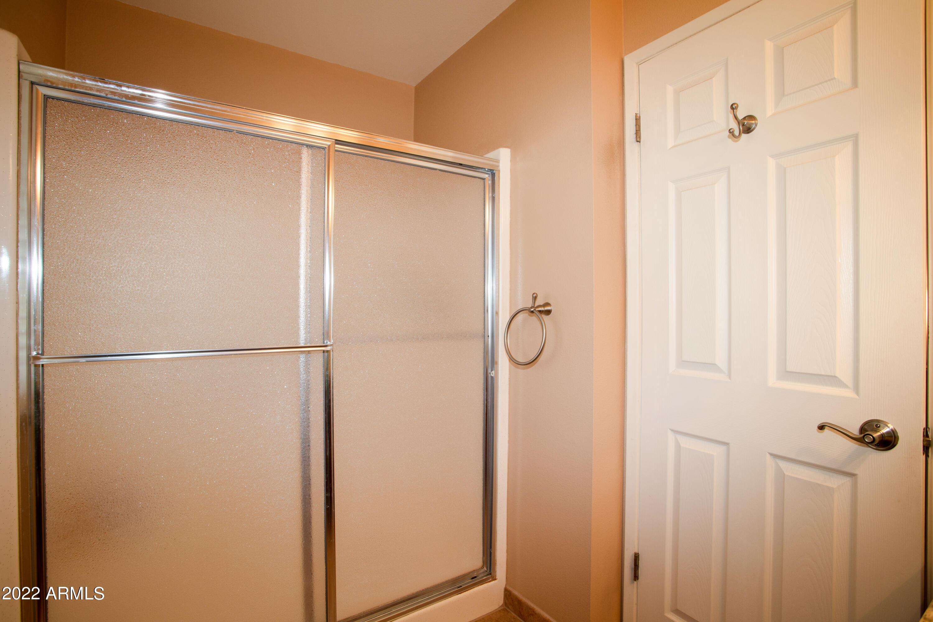 10144 West Mountain View Road Sun City, AZ 85351 - Photo 23 of 45 24 Master Bathroom
