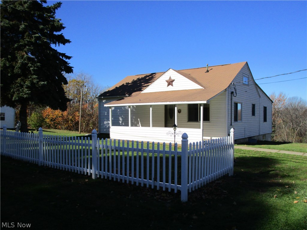 4939 South Ridge Road East Ashtabula, OH 44004 - Photo 1 of 25