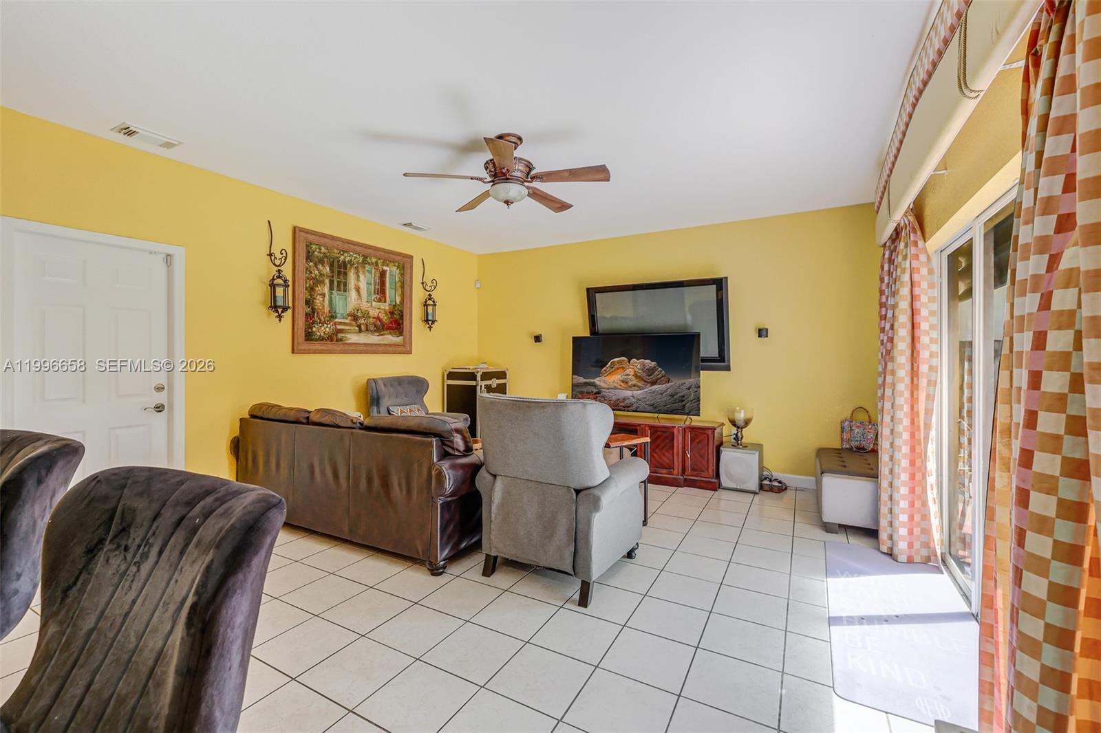 14606 Southwest 158th Place Miami, FL 33196 - Photo 15 of 65
