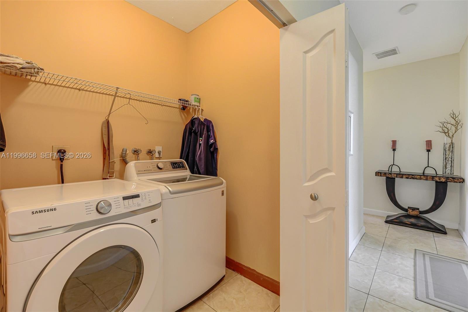 14606 Southwest 158th Place Miami, FL 33196 - Photo 24 of 65