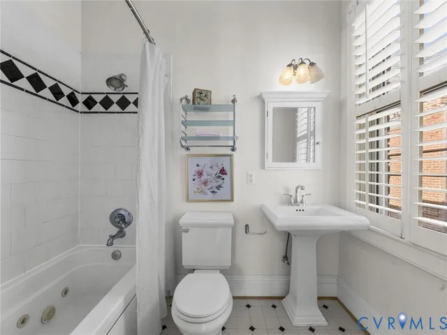 $689,900 | 4 Strawberry Street, Richmond, VA 23220