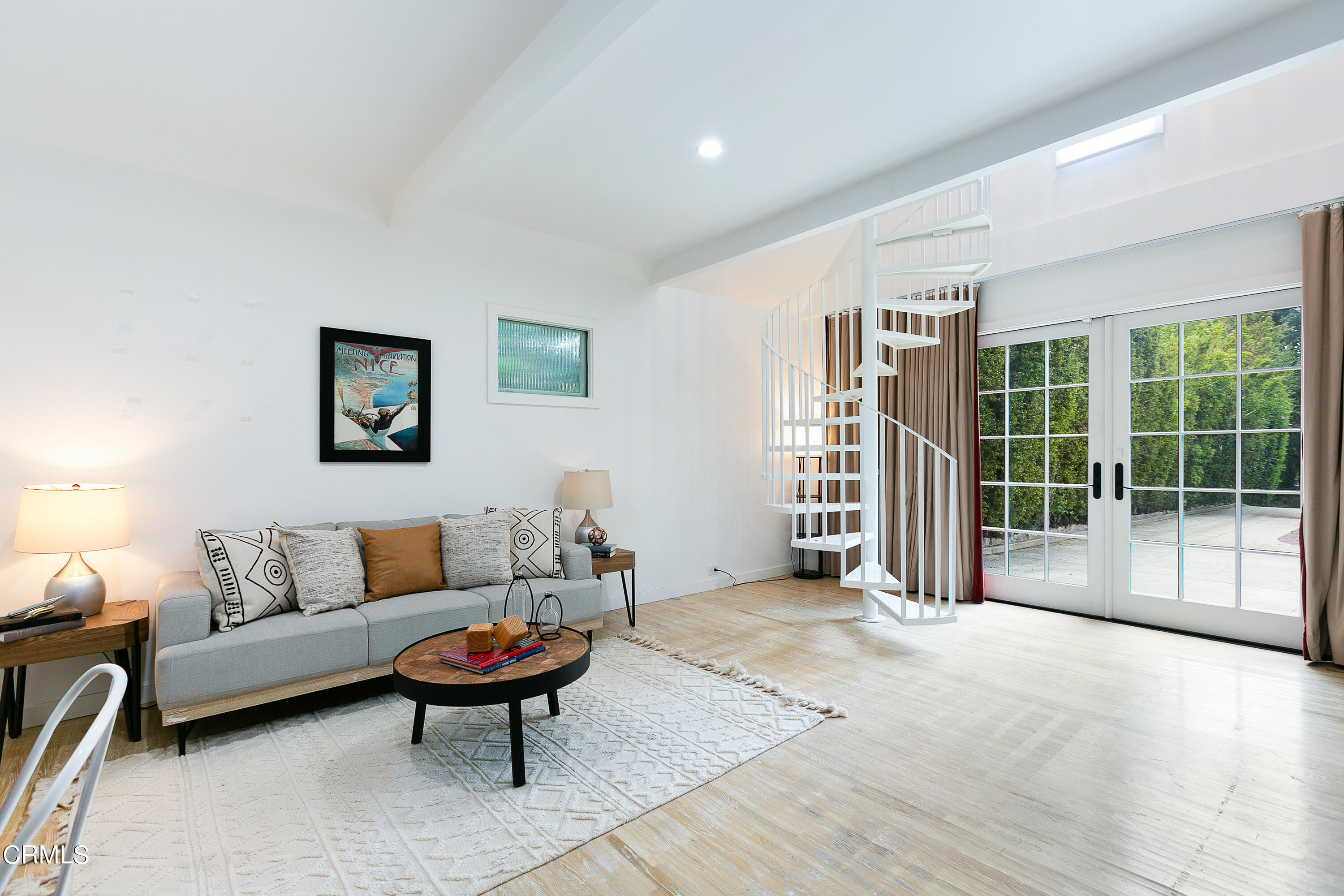 1665 Braeburn Road Altadena, CA 91001 - Photo 24 of 33 a living room with furniture and a large window