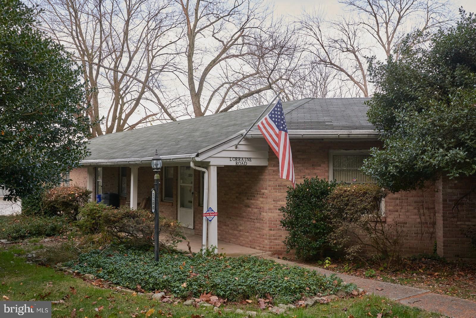 1200 Lorraine Road Reading, PA 19604 - Photo 2 of 45 Front of home